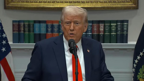 Трамп призвал Россию и Украину к переговорам и пригрозил санкциями
