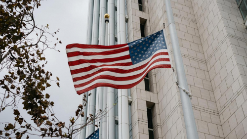 Вэнс признался, чего хотят США в переговорах с Киевом и Москвой